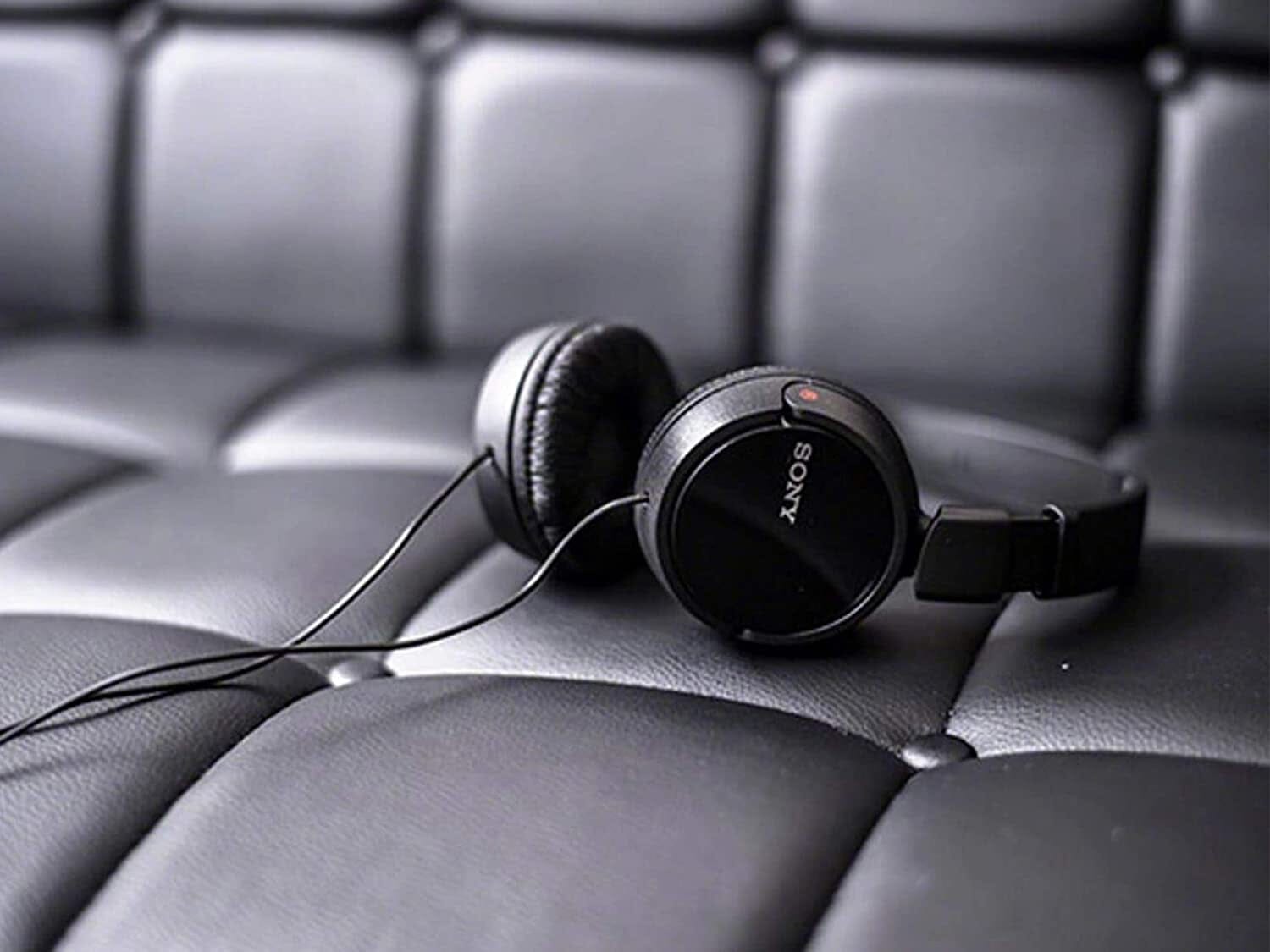 ZX Series Wired On-Ear Headphones with Mic, Black - Tweety